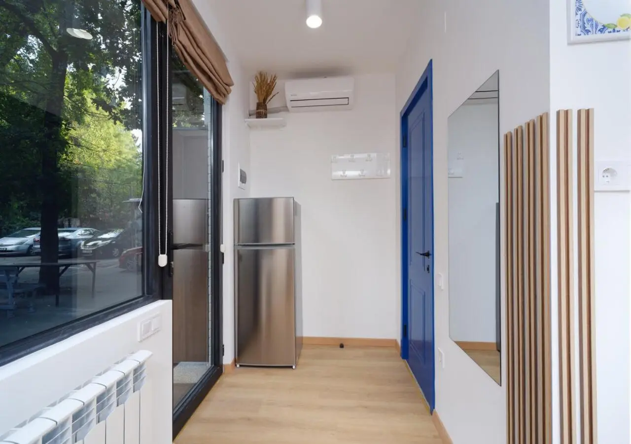 Done's apartment