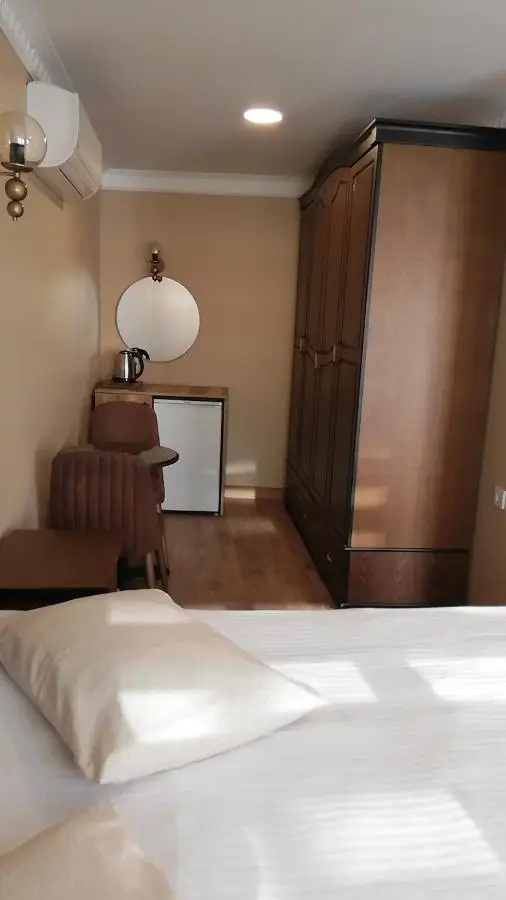Little Palace Blue Apartment