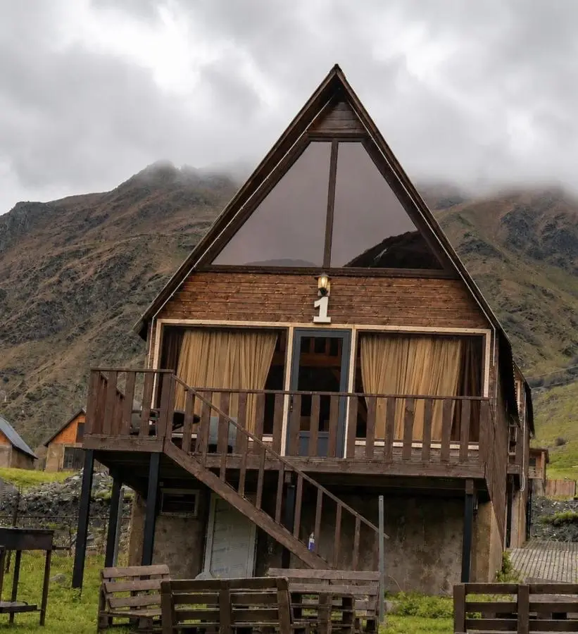 Kazbegi 4 side cottages