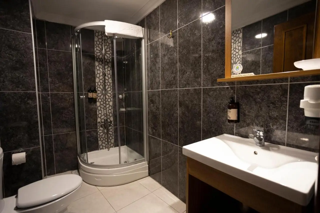 Tashkonak Studio Suites