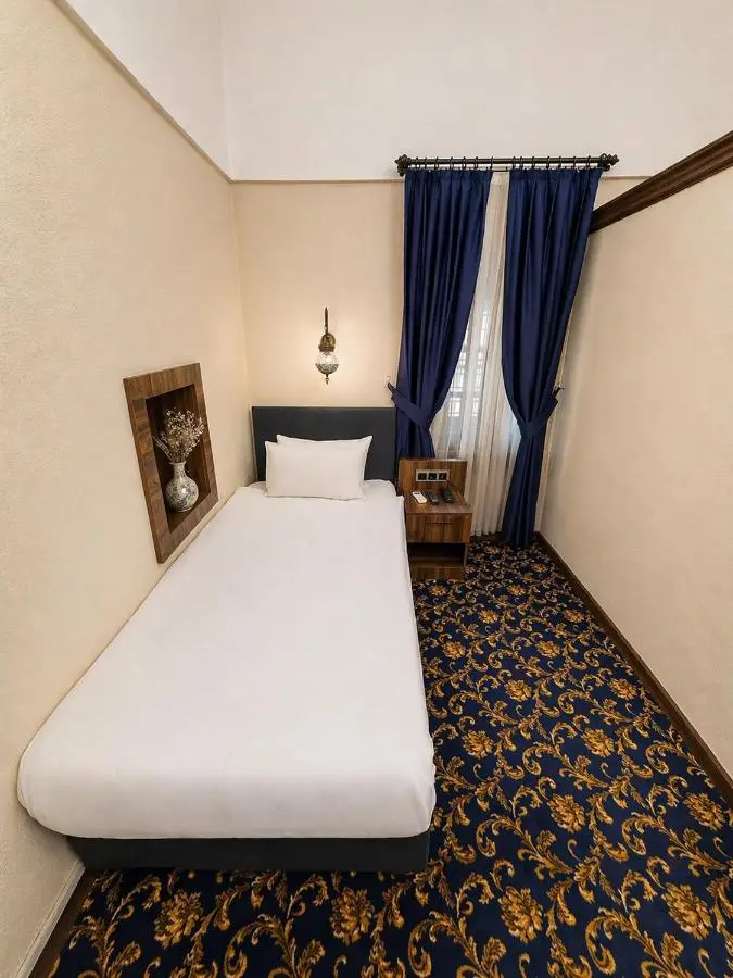 Rüstempaşa Kervansaray Hotel with Free Parking