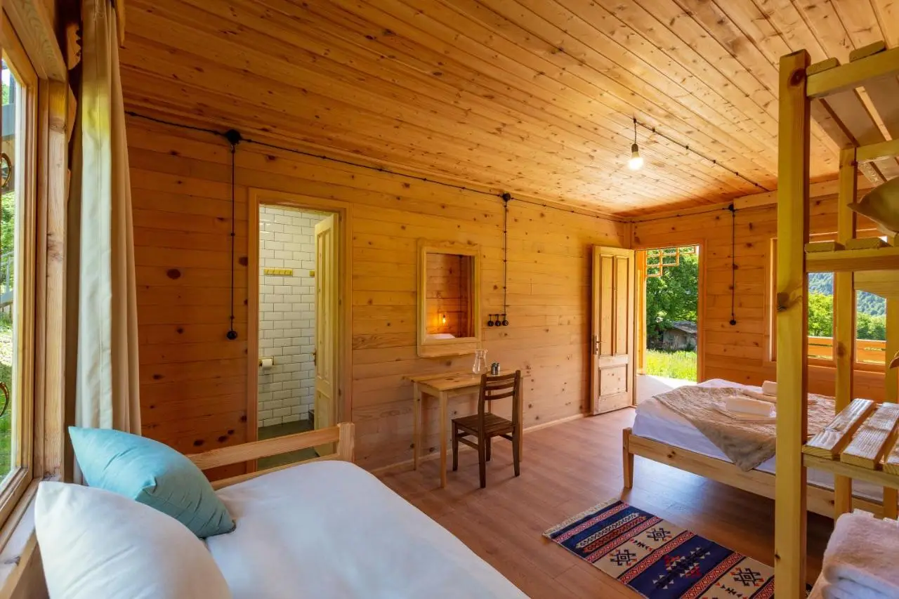 Chiora Inn