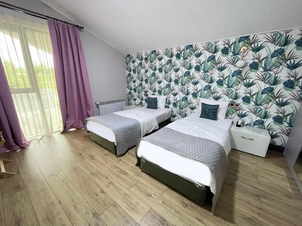 Arena Apartments & Villas Guba