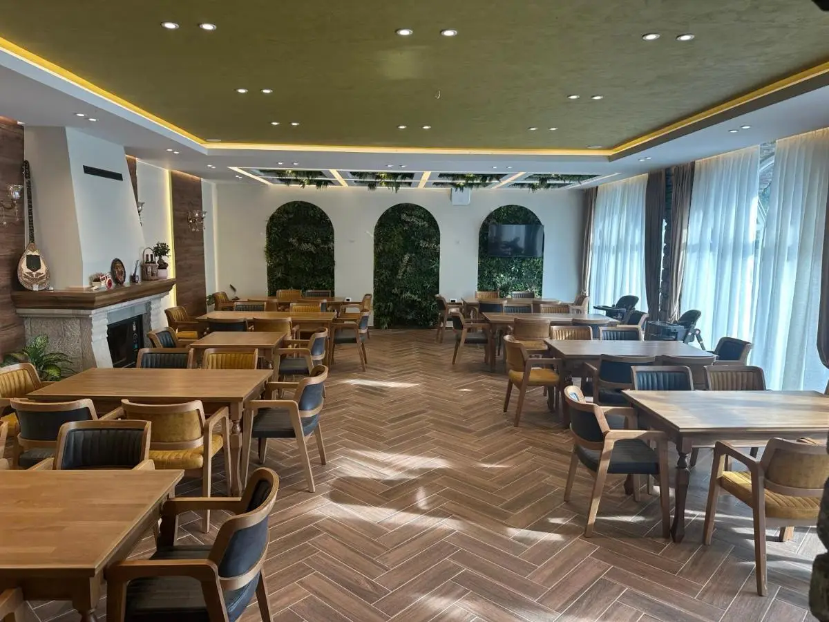 Flored Hotel