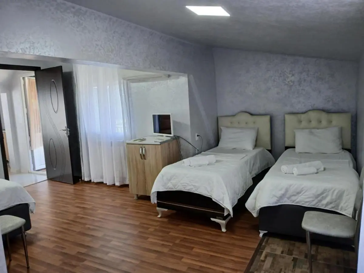 mano guest house