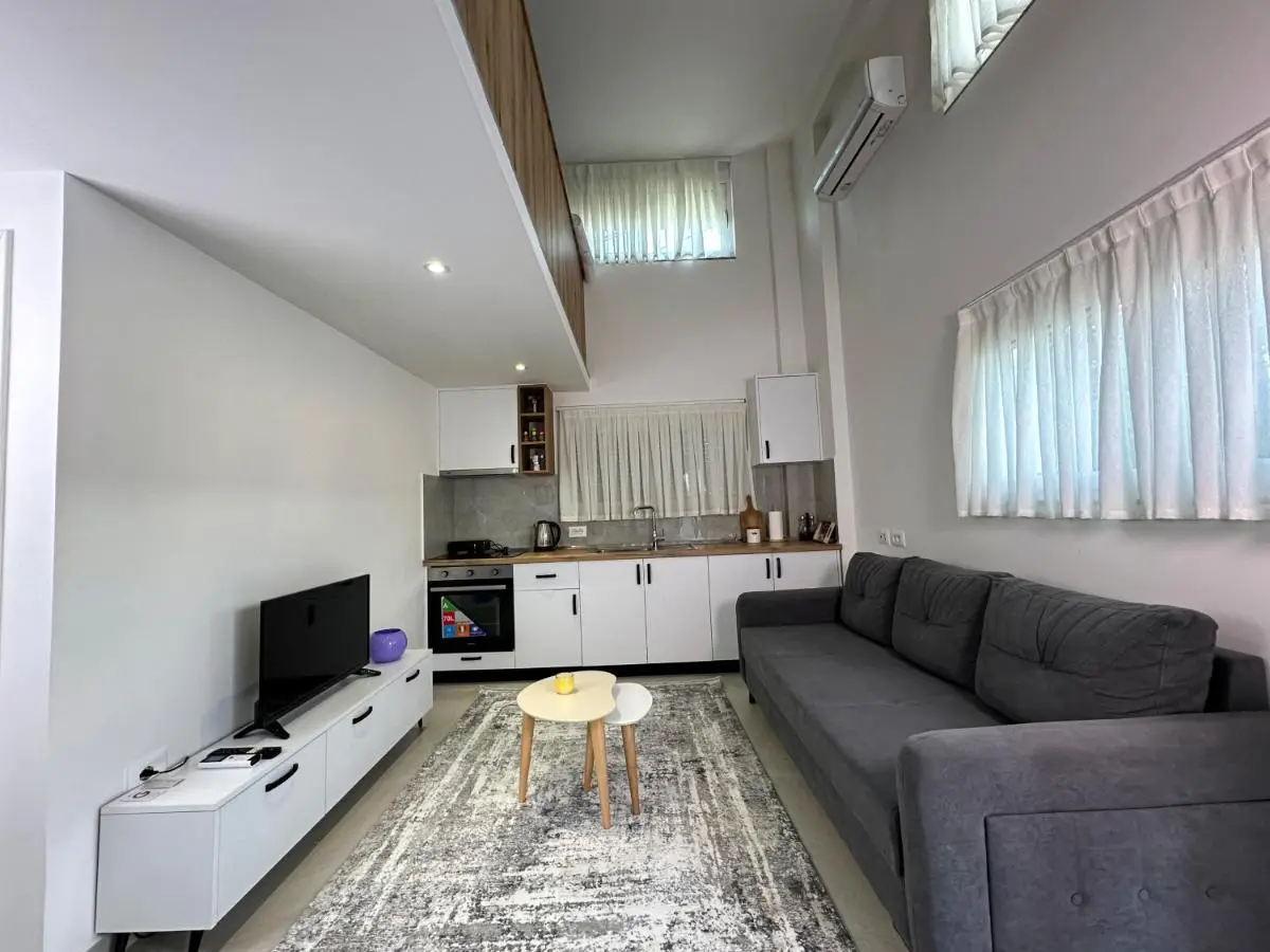 Home Select Tirana 2