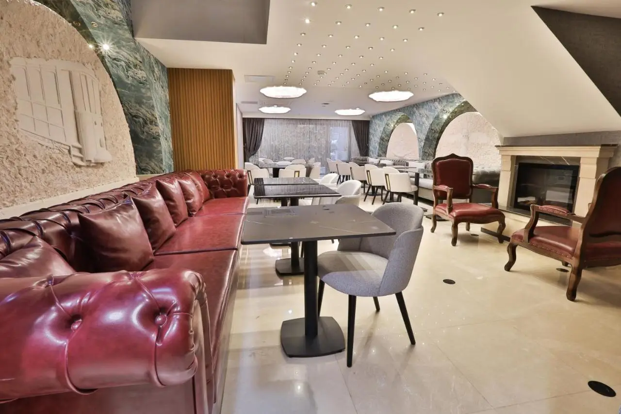 Istanbul Taksim Pera Star Hotel - Istiklal Street