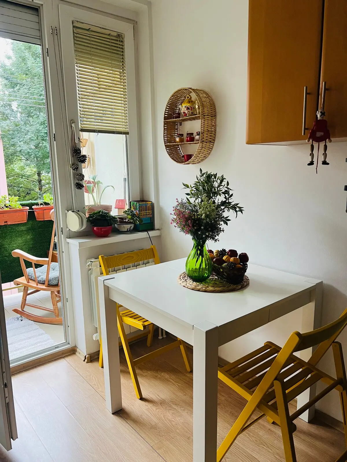 Private room in authentic and charming city nest
