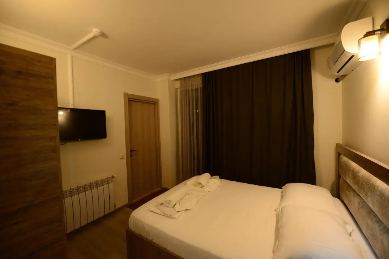 Hotel Aristocrat Batumi