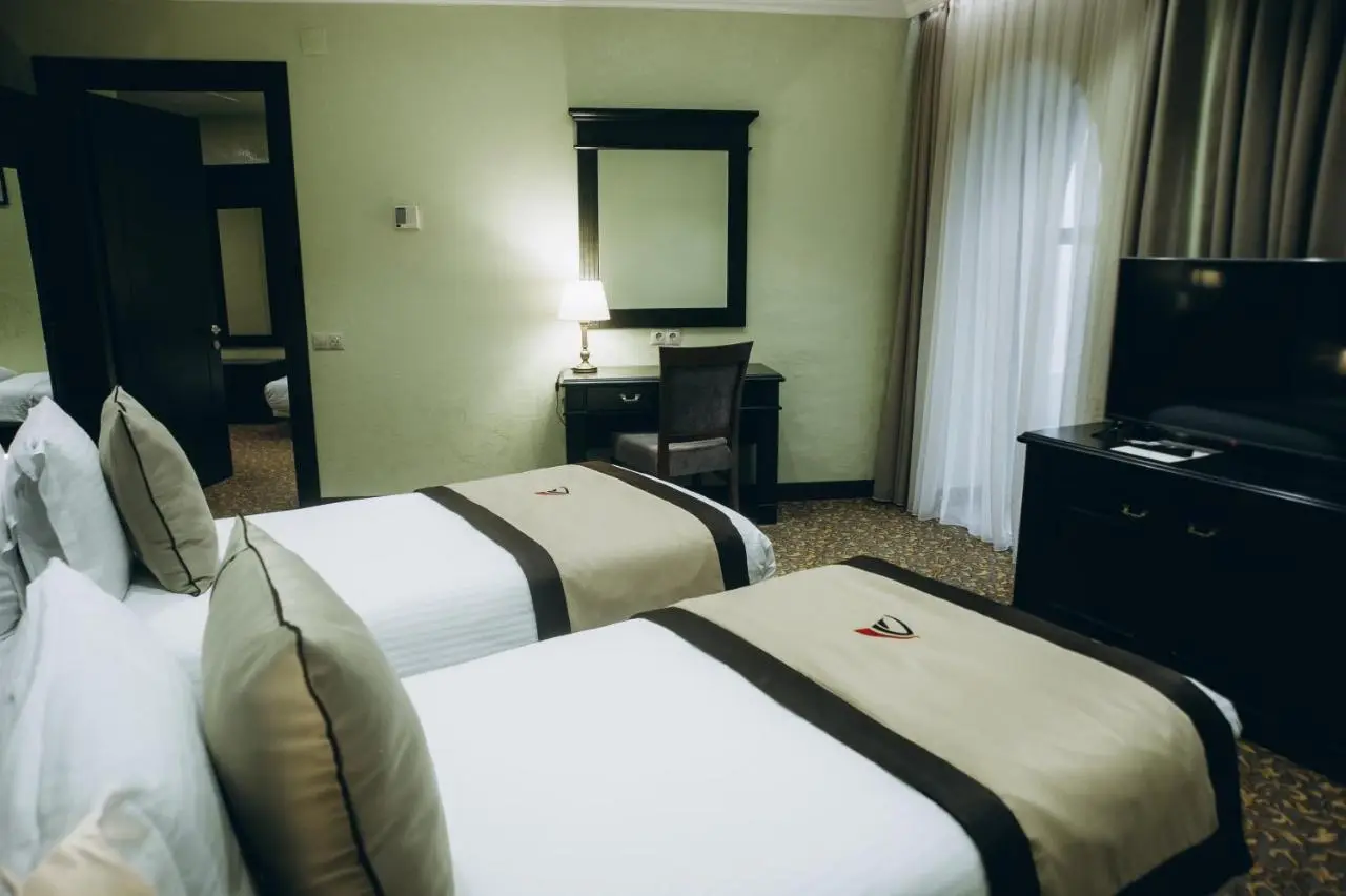 Colosseum Marina Hotel