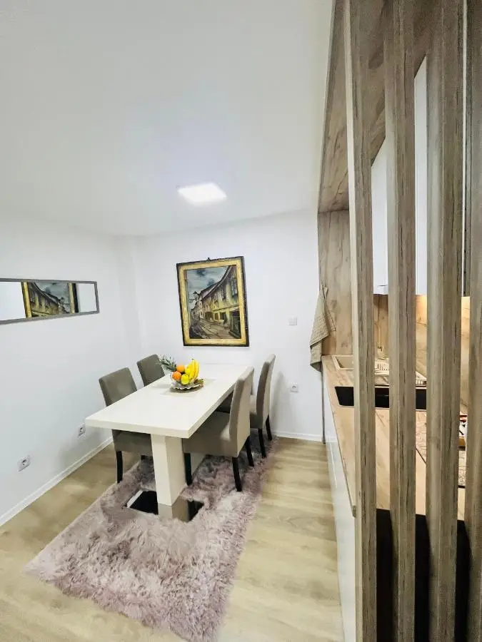 Apartment Irma free parking old town near Bascarsija