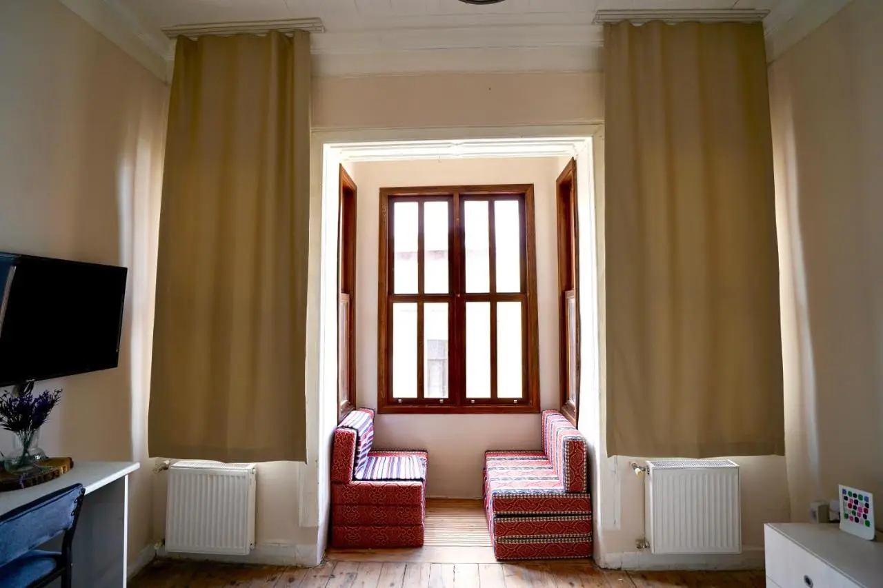 i1 Historic House Hotel with Gorgeous View
