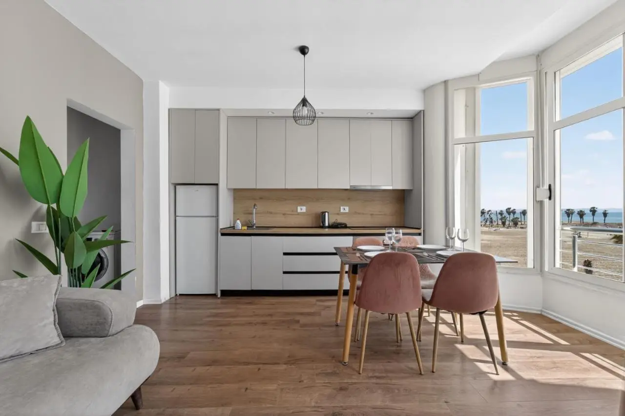 Wave Beachfront Apartments