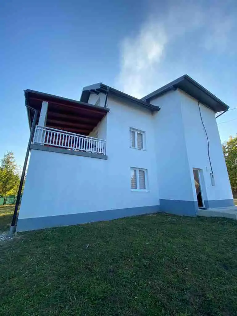Cozy house , with panoramic mountain/City  view