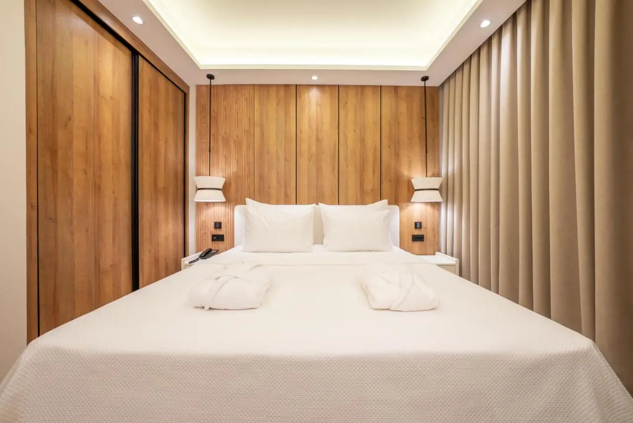 Premier Lounge Hotel