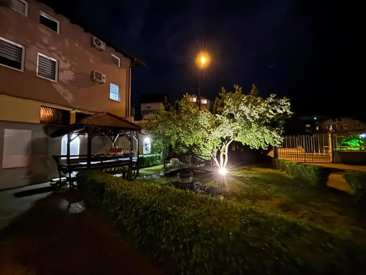 ApartVilla Art of living luxury