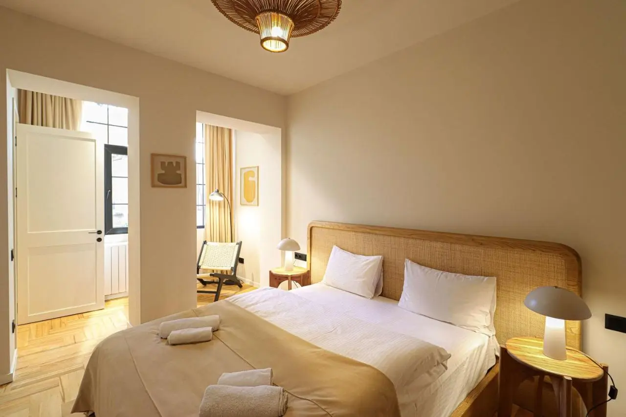 Newly Designed 2BR Apartment In Center-By Wehost