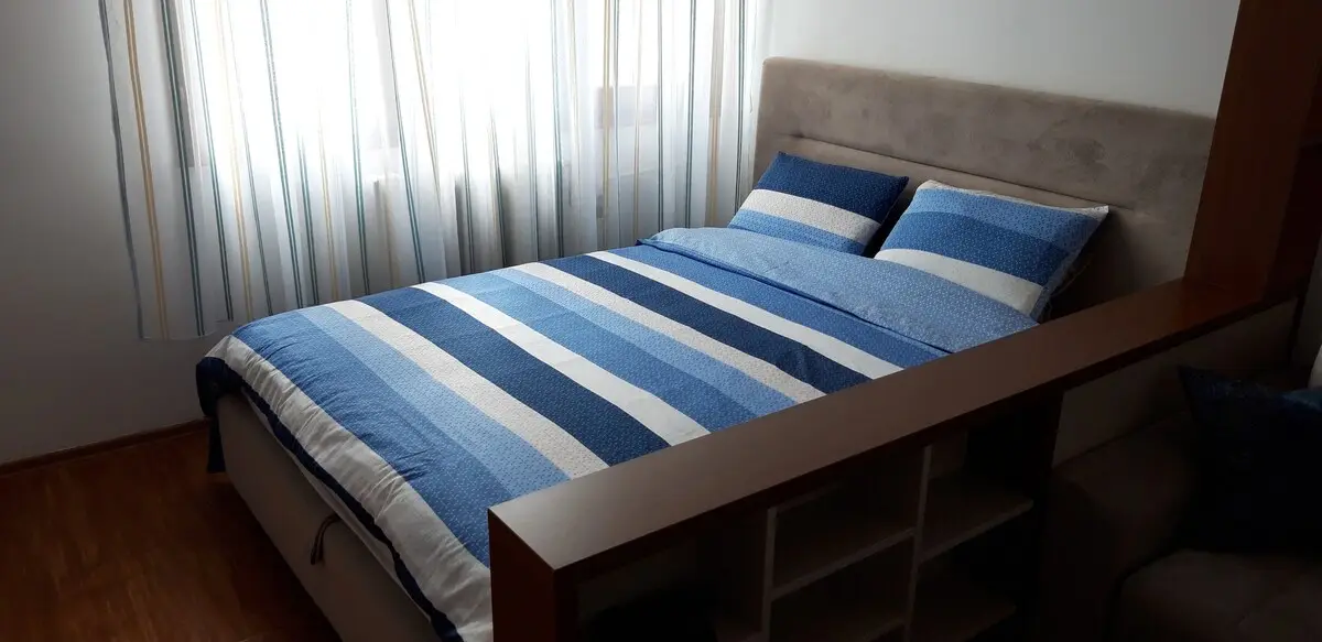 modern, one bedroom, free parking, airconditioning