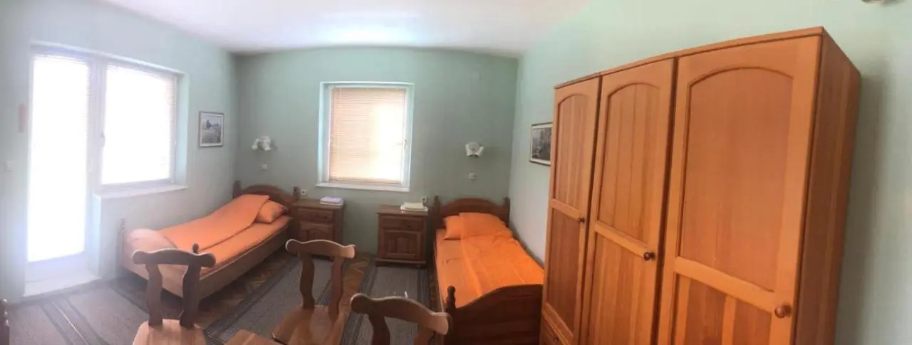 Saraj Guest House