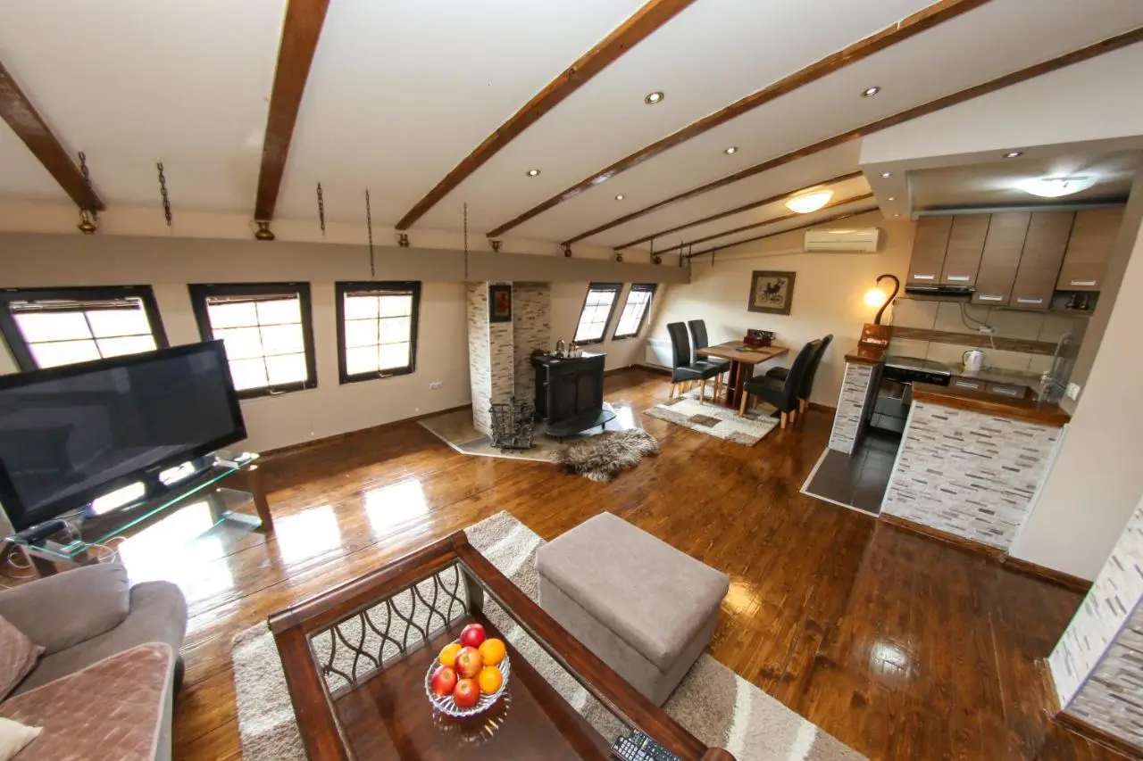 Apartments Cyrano 1&2