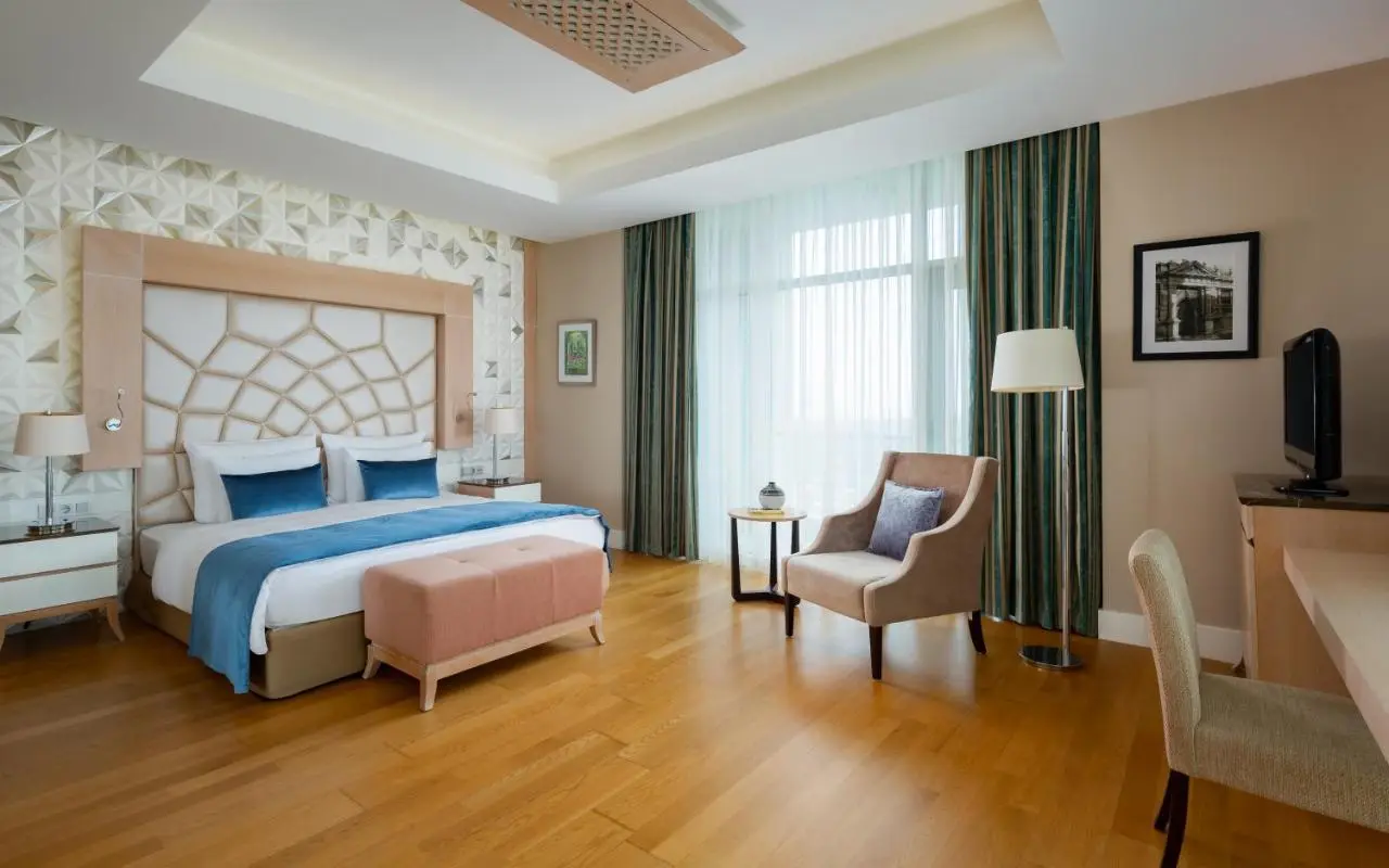 Badamdar Hotel and Residences