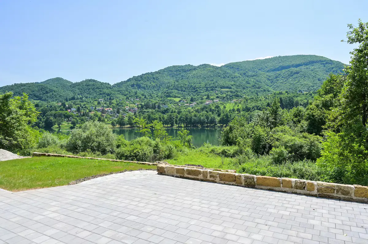Villa Anita – Two-Bedroom Apartment, 2nd Floor (L)