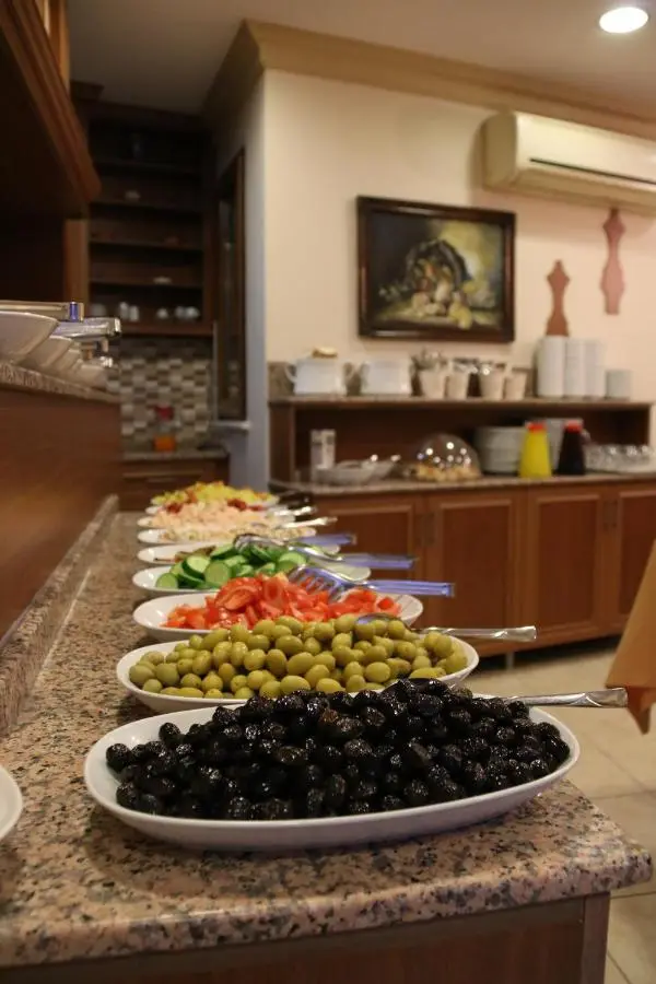 Grand Peninsula Hotel