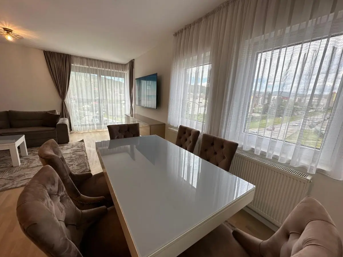 Apartment by expert Ado