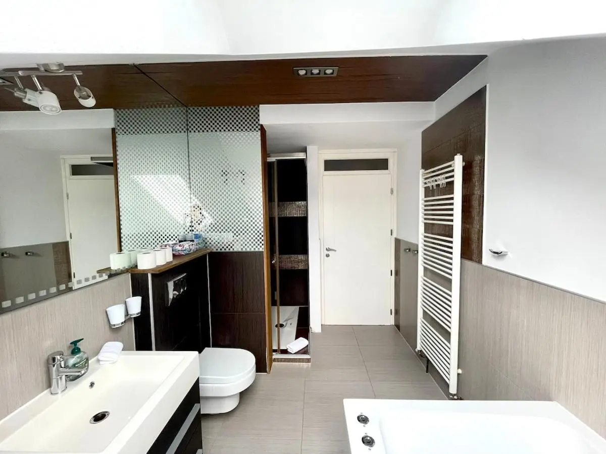 Engadin Beautiful 2BDR Apt