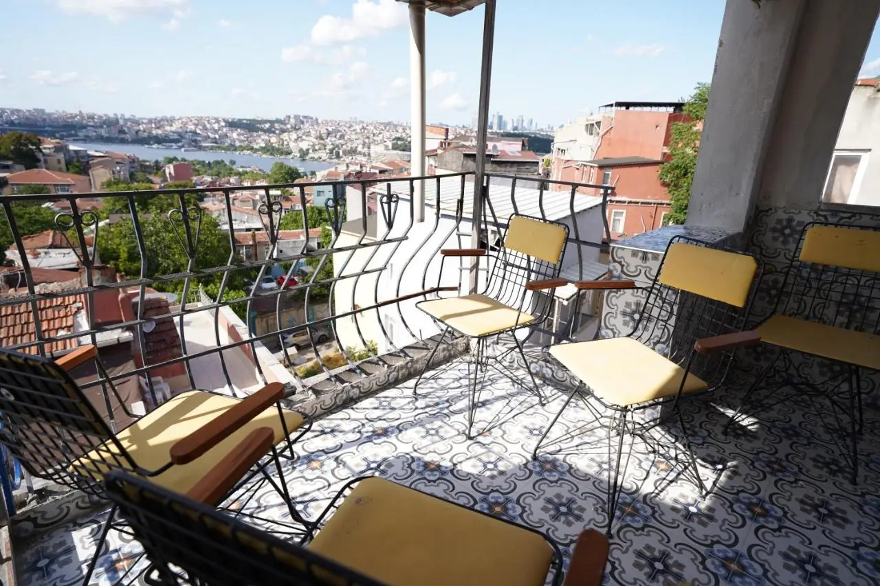 i1 Historic House Hotel with Gorgeous View