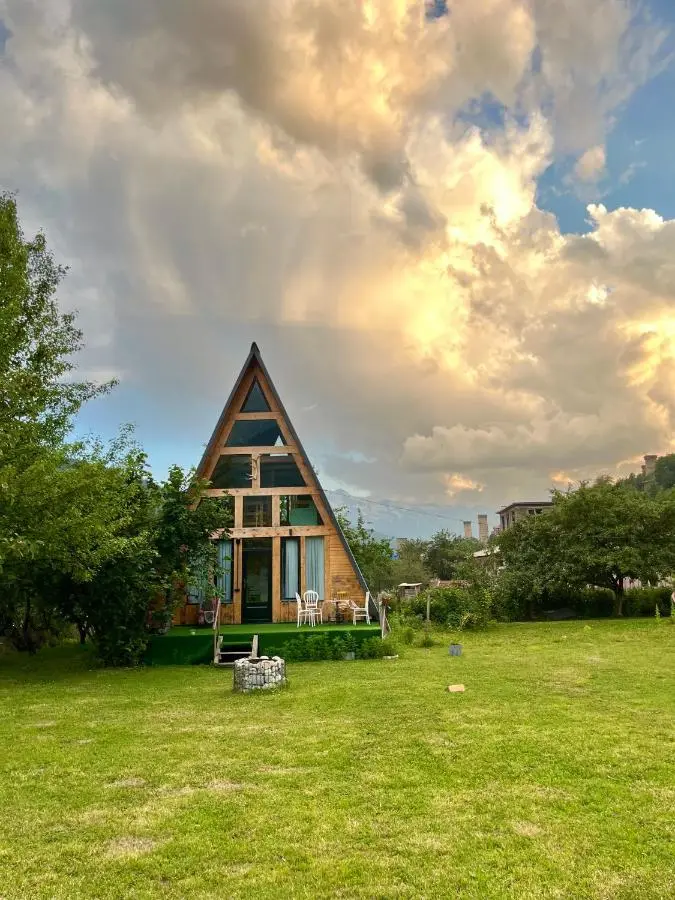 A-frame mestia