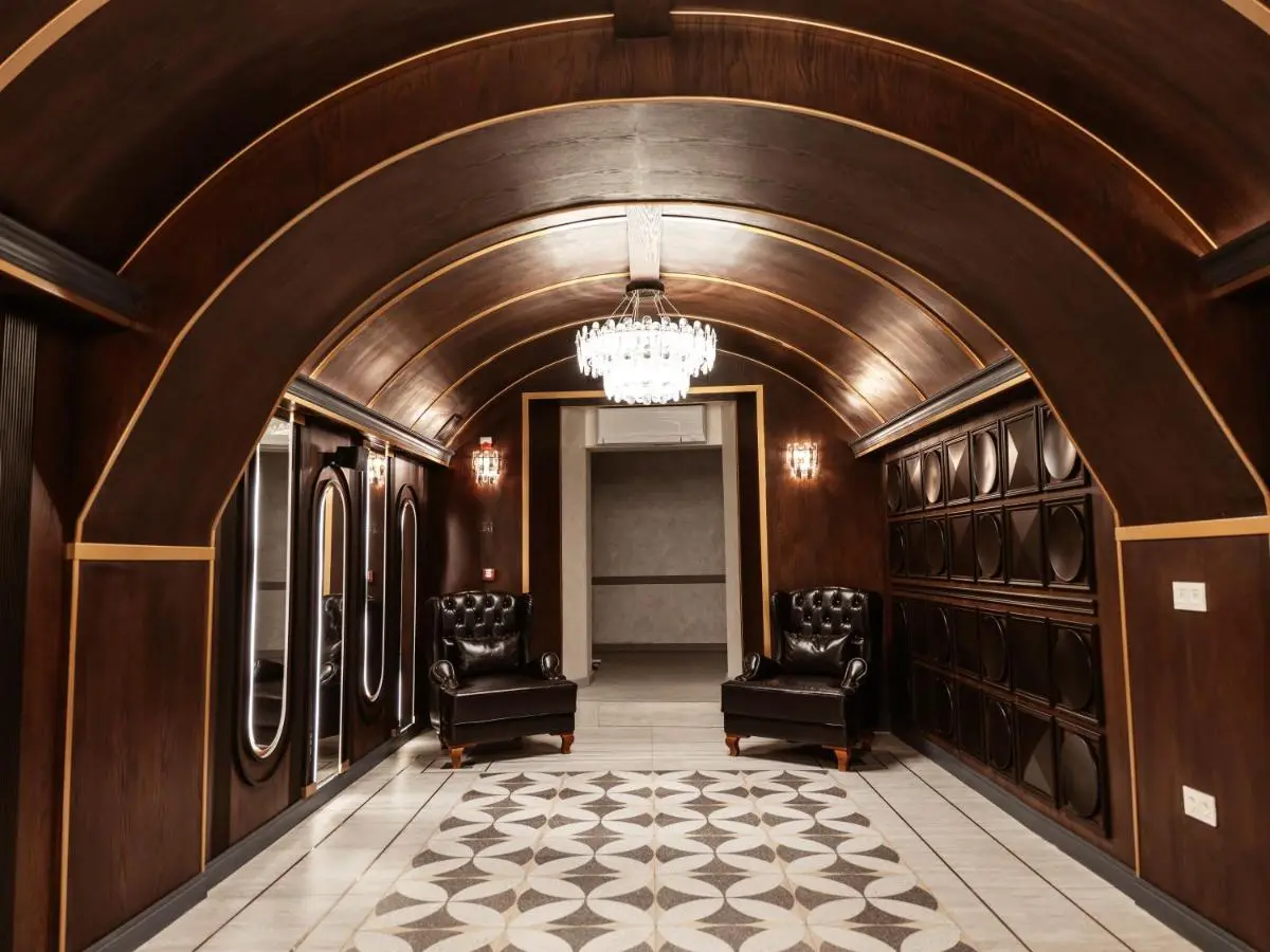Meridian Luxury Boutique Hotel
