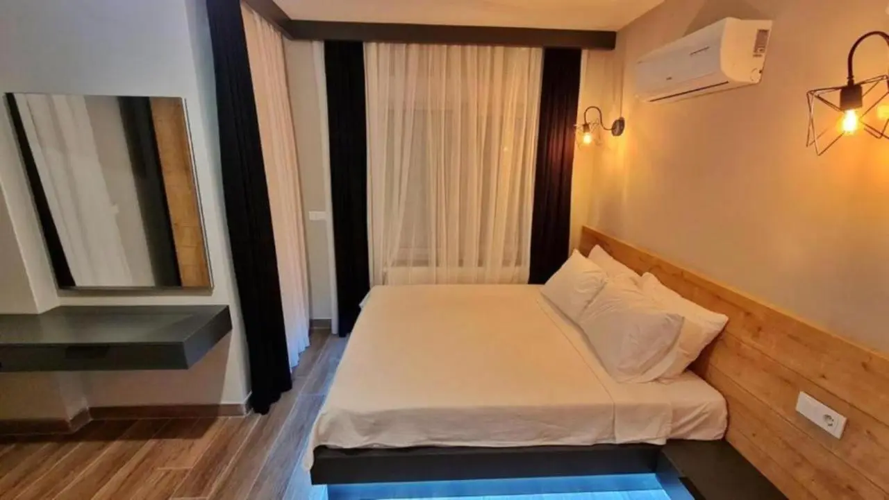 Sun Suites