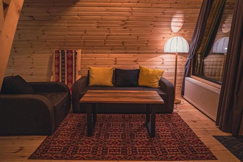 Little Wood House Gergeti