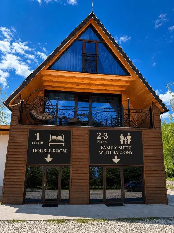 RIVERSIDE Cottage