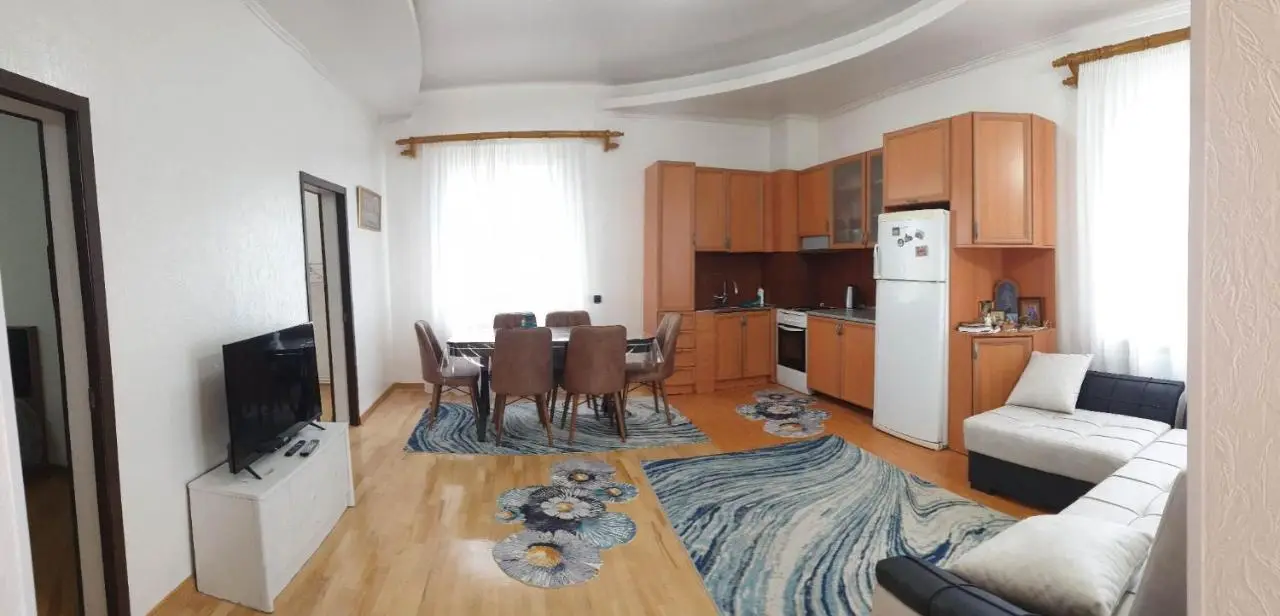 Nino's apartment-Isolated floor for rent