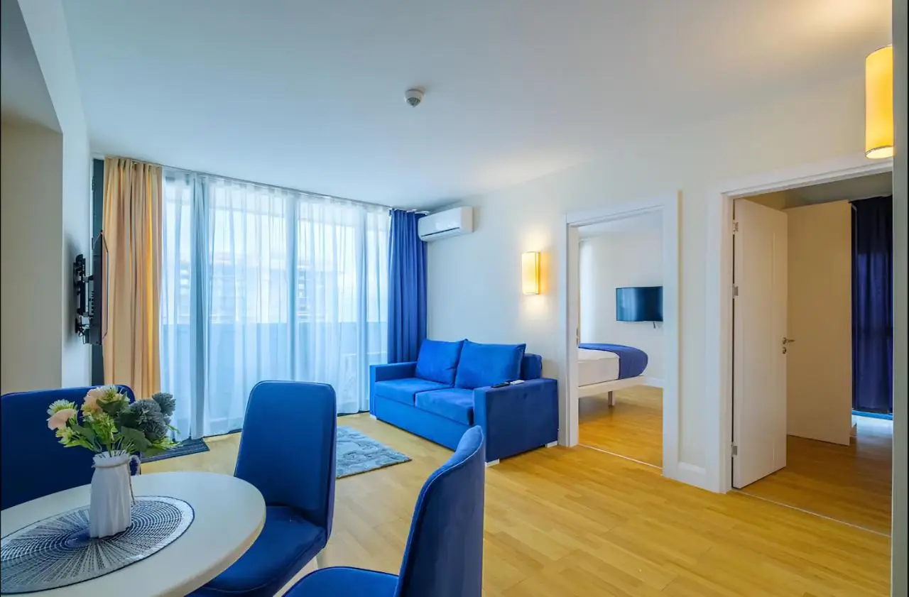 Panorama BeachFront Aparthotel