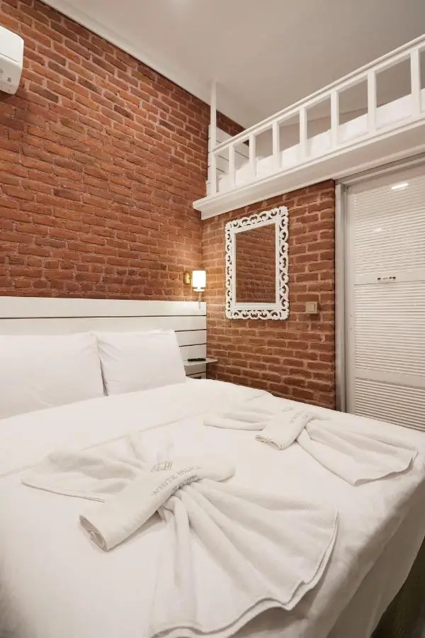 White Palace Old City Boutique Hotel
