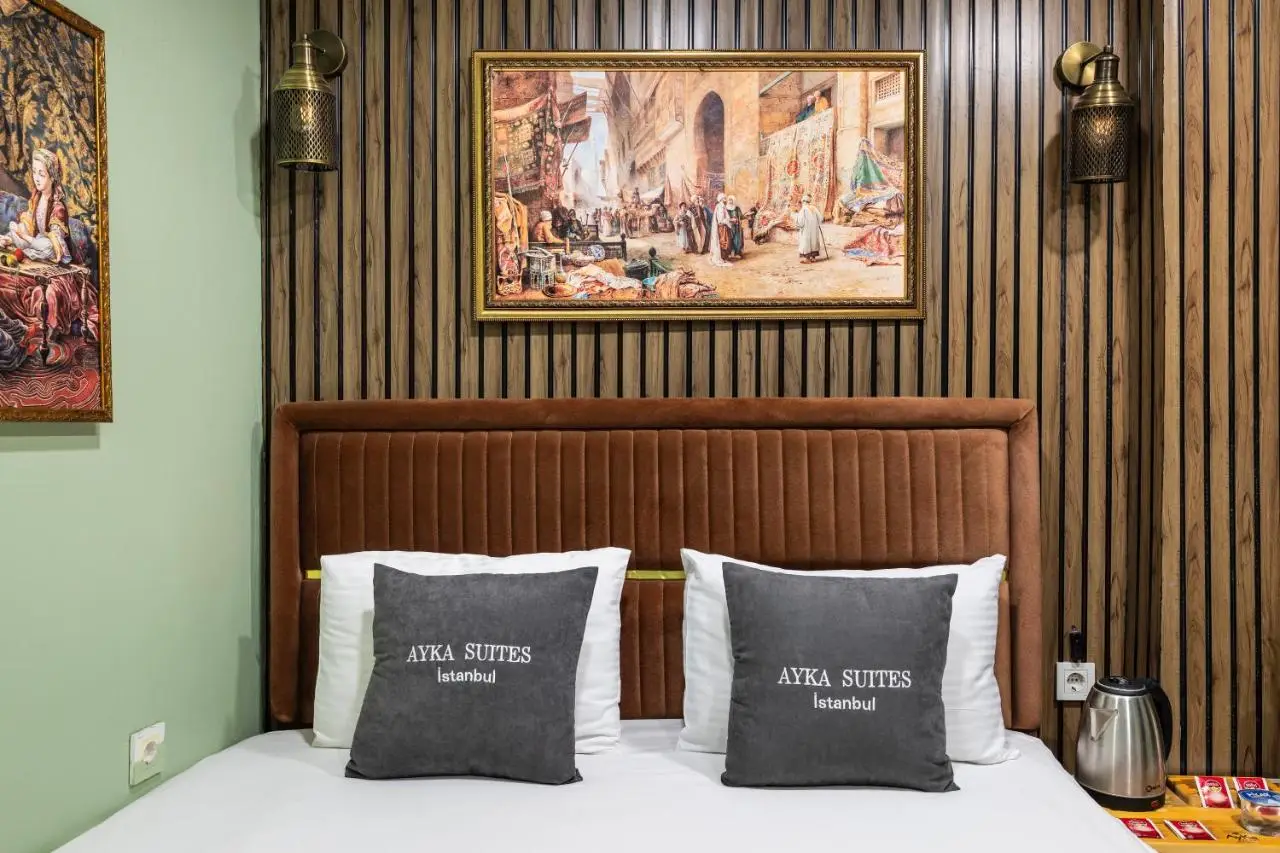 AYKA APART SUiTES OLD CITY