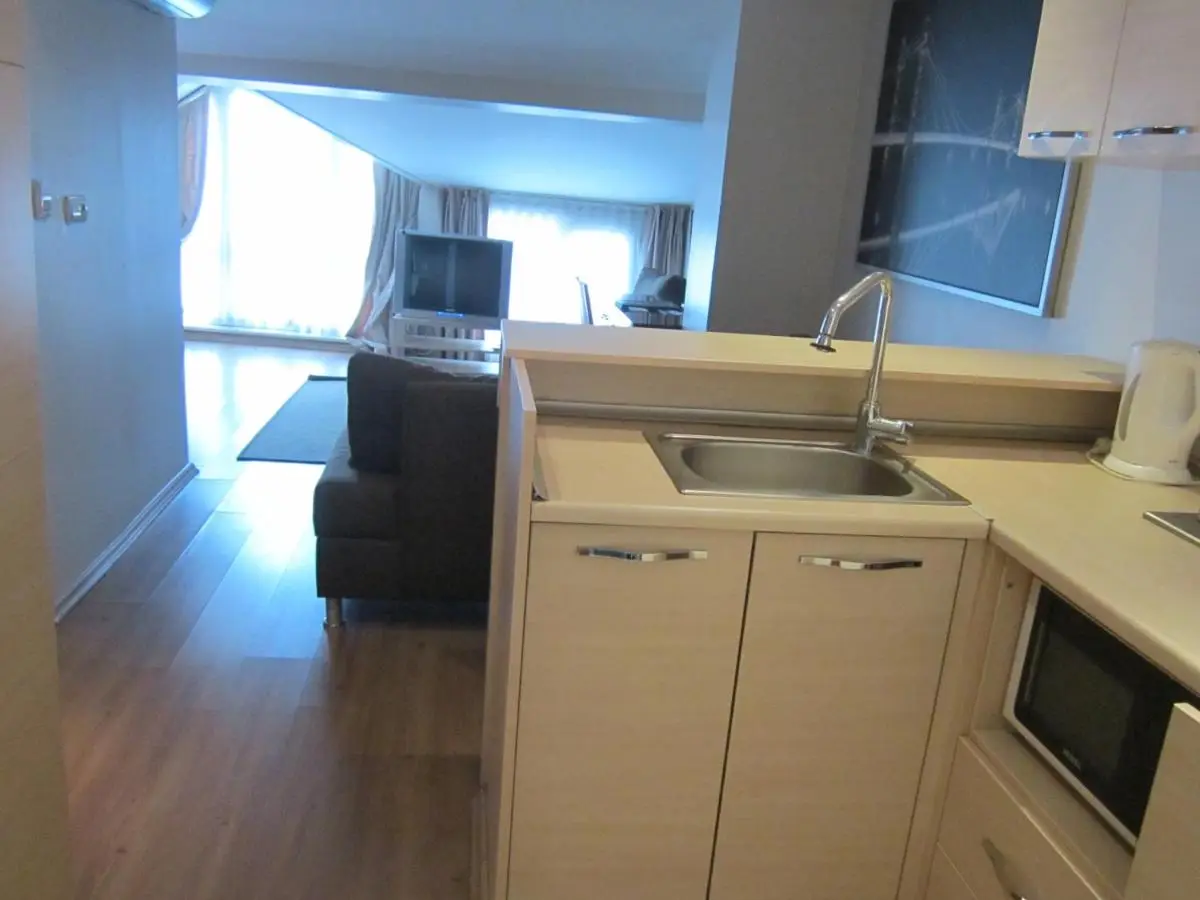 Derpa Suite Hotel