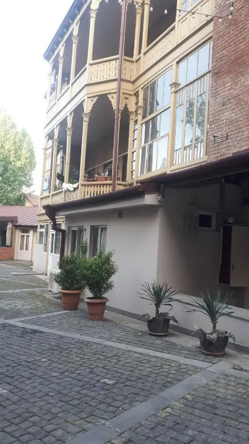 Atoneli