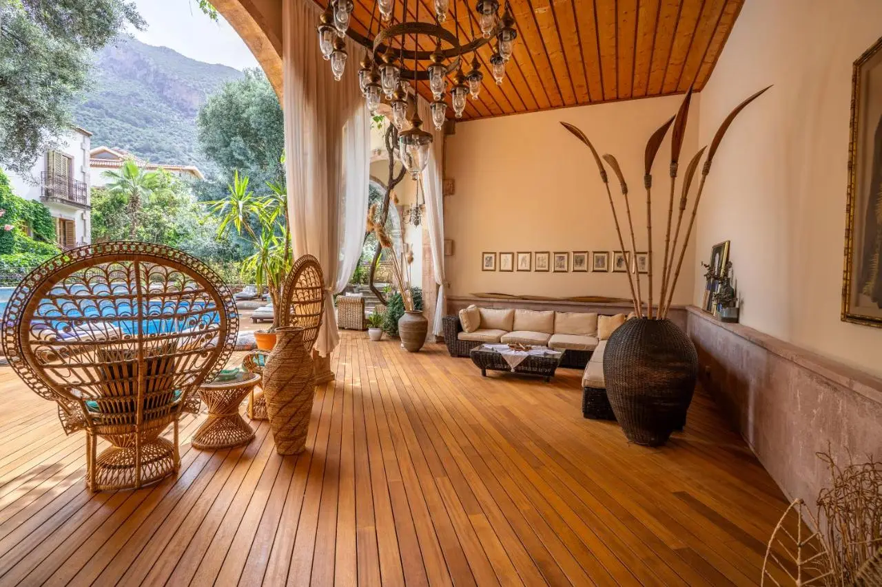 Jade Residence