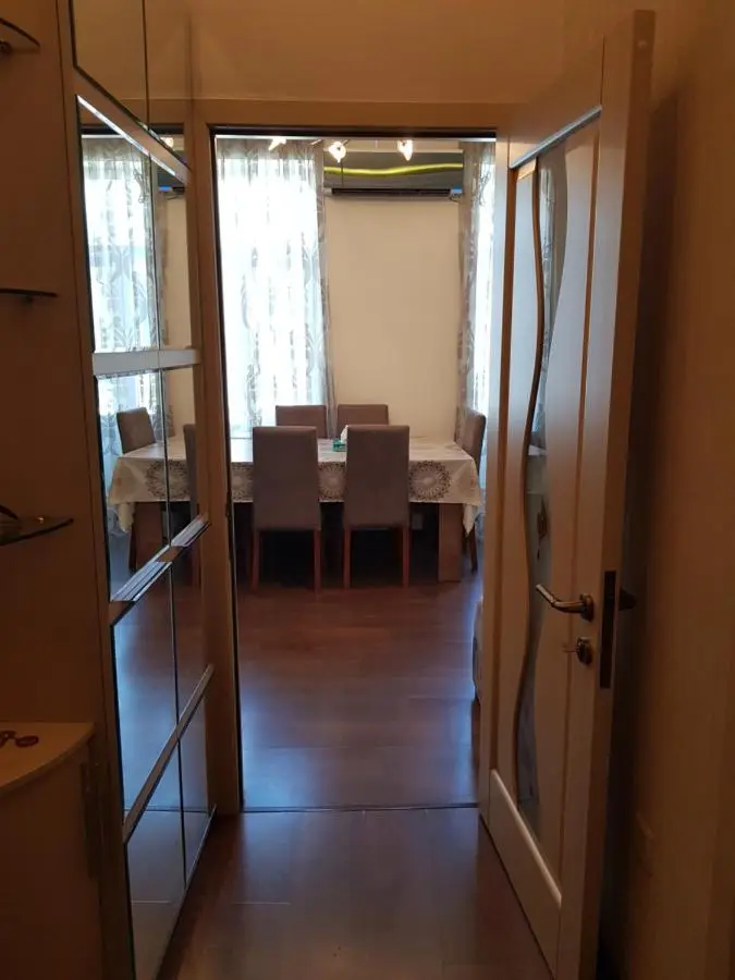 Central Baku Luxury Apartment on Nizami Street