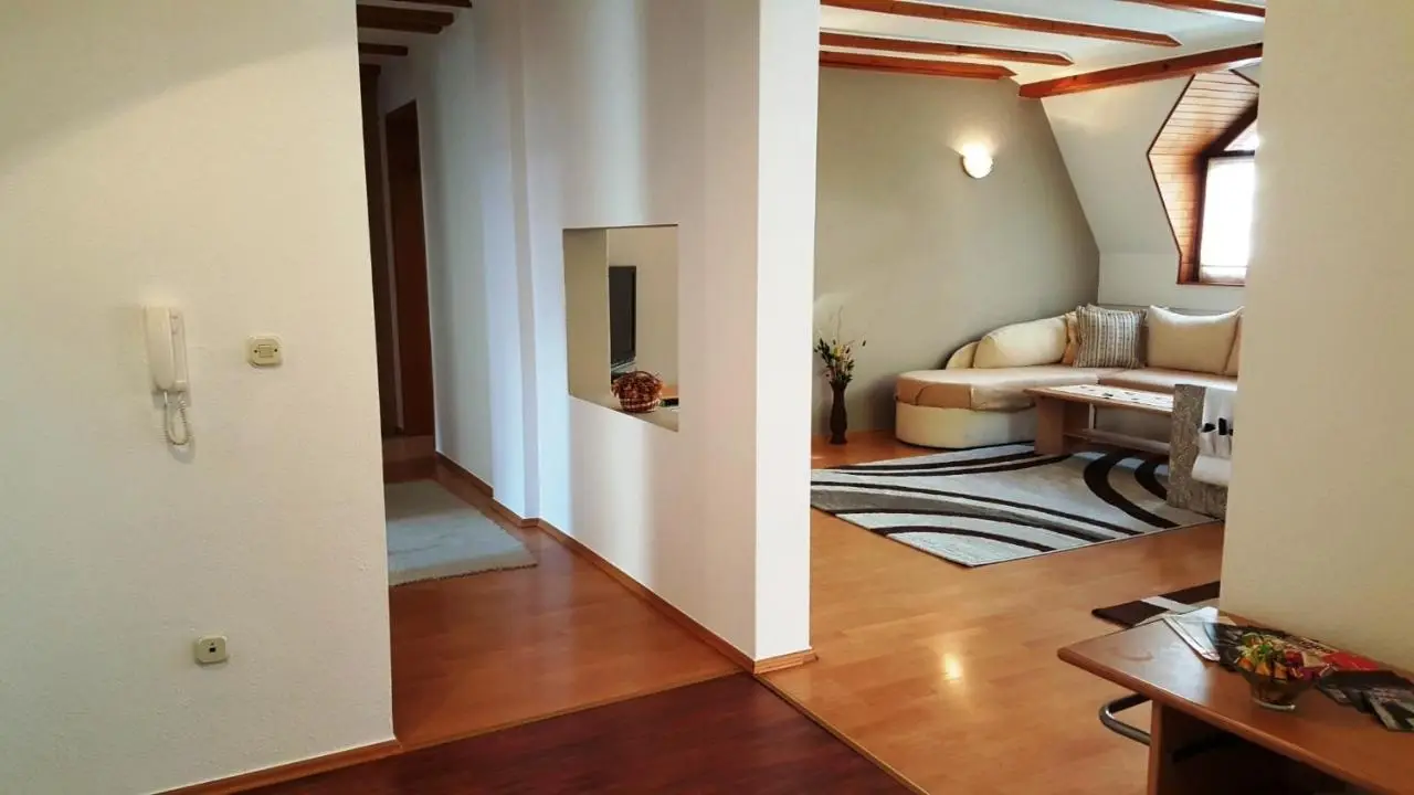 Apartment Cobanija