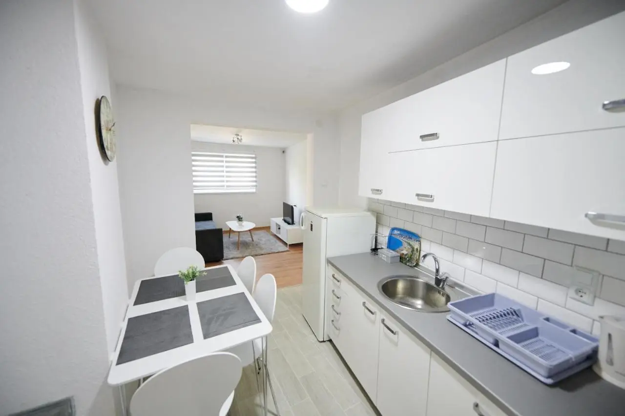 Lovely House Apartment