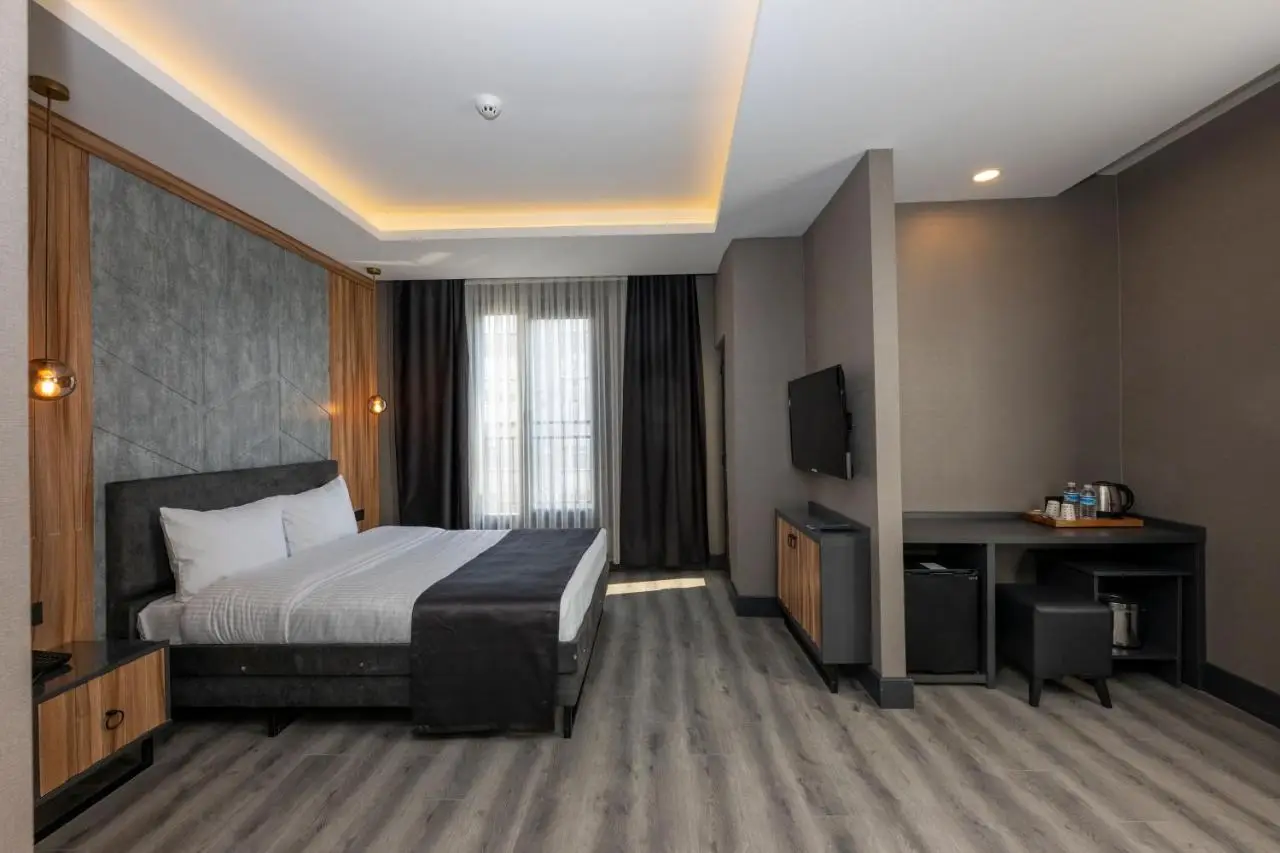 The Nirvanas Hotel
