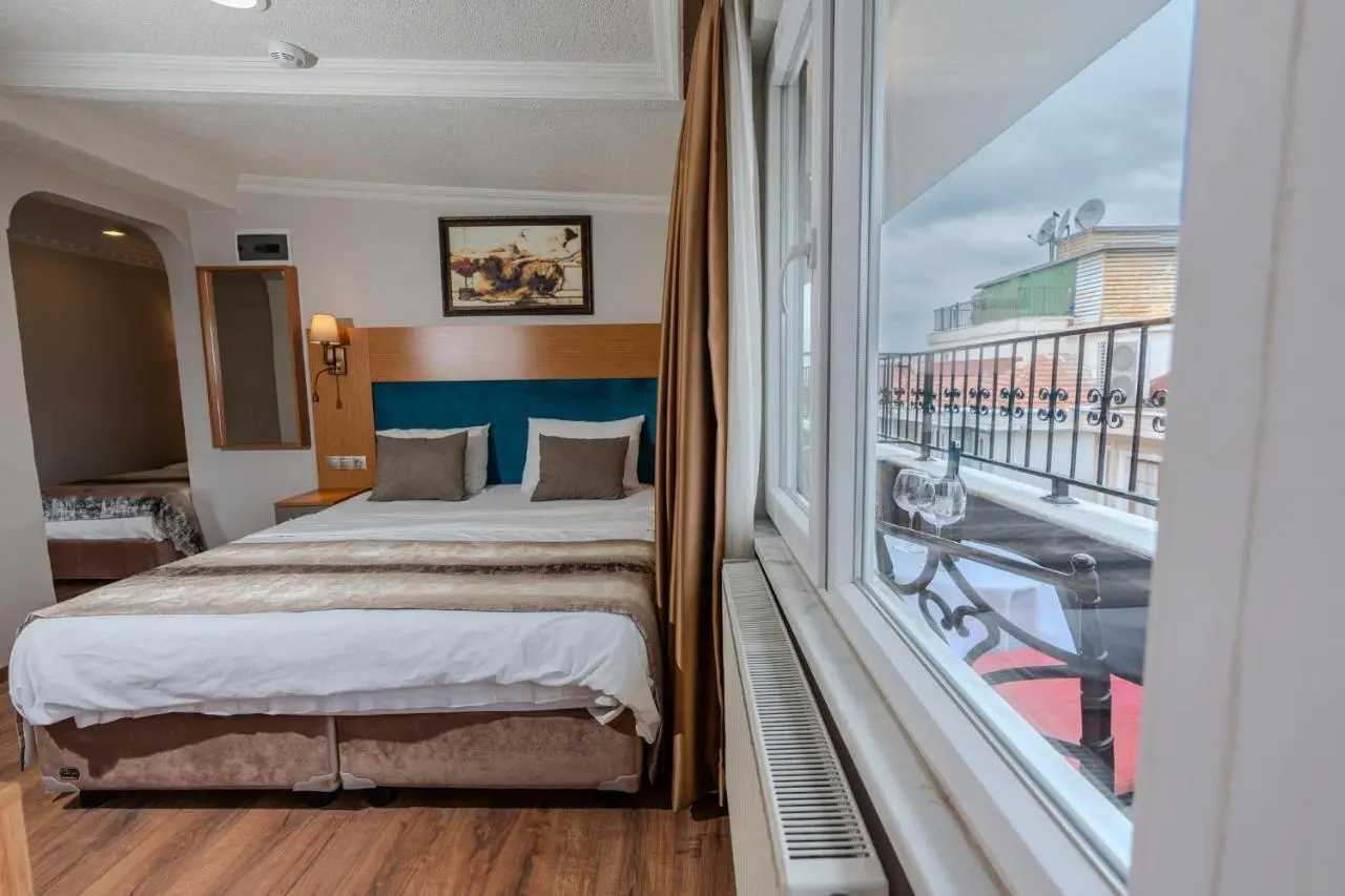Seatanbul Hotel