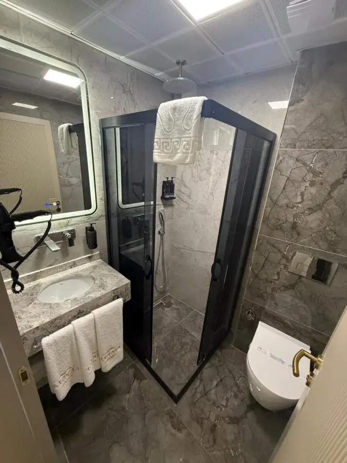 Elysia Plus Hotel