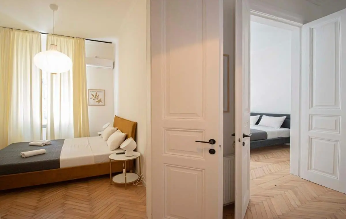 Chic 3BR Apt Near Fabrika - By Wehost