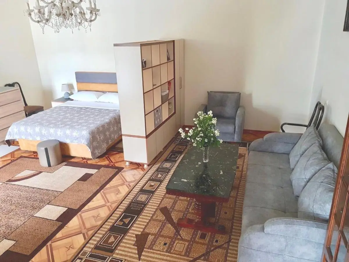 Sweet Home at Ninoshvili 3
